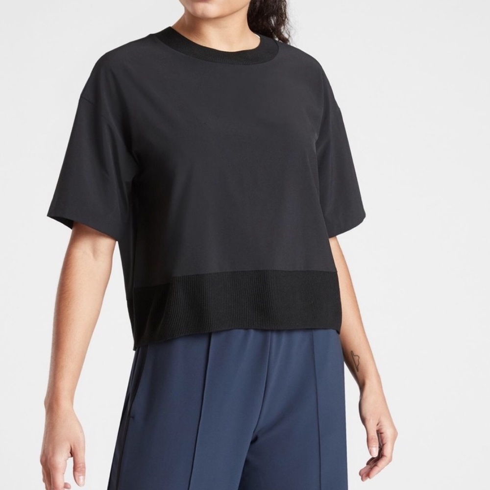 NWT Athleta Zephyr Crop T-Shirt